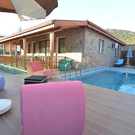 Villa Uras - Kayakoy'de Muhafazakar Jakuzili