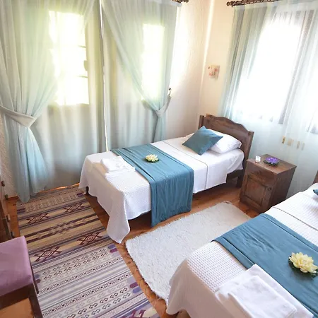Uras - Kayakoy'de Muhafazakar Jakuzili Villa Kayakoy